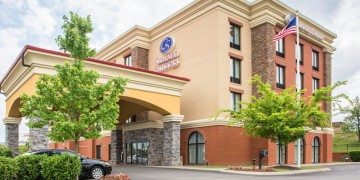 Comfort Suites, a Mt. Juliet hotel near Nashville Shores Waterpark