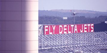 Fly Delta Jets Atlanta