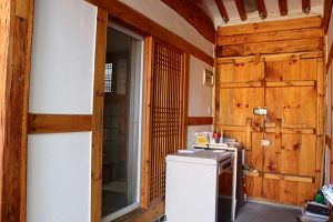 Yoo’s Family Guest House Byeolhadang Authentic Hanok in Seoul