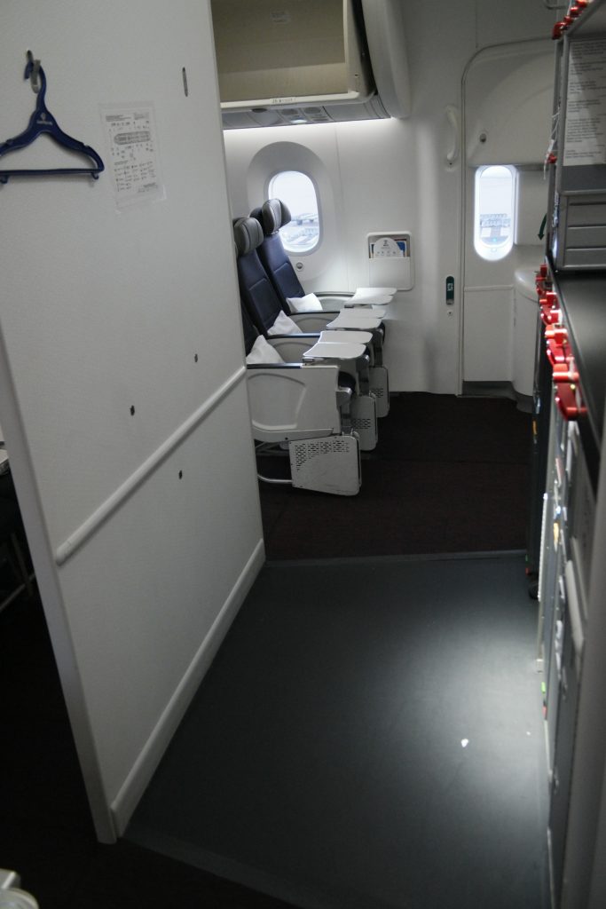 Inside the Aeromexico Boeing 787-9 - InsideFlyer