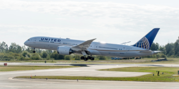 Boeing 787-9 Dreamliner in United Airlines livery (Source: United Airlines)