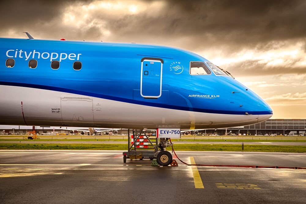 Embraer A190 in KLM livery parked at Amsterdam Airport Schiphol (Source: KLM)