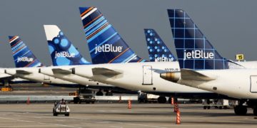 JetBlue aircraft parked at the tarmac (Source: JetBlue)